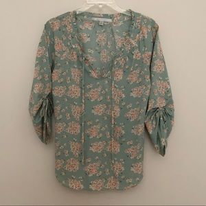Lauren Conrad 3/4 sleeve blouse